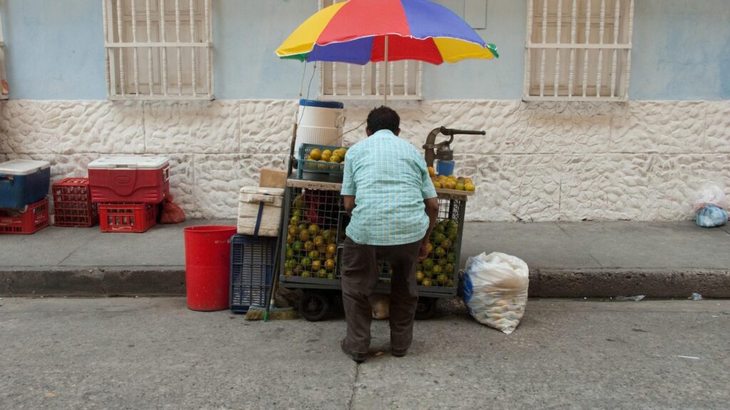 Revivir en Medellín: Más que un hogar geriátrico, una oportunidad para comenzar de nuevo.
