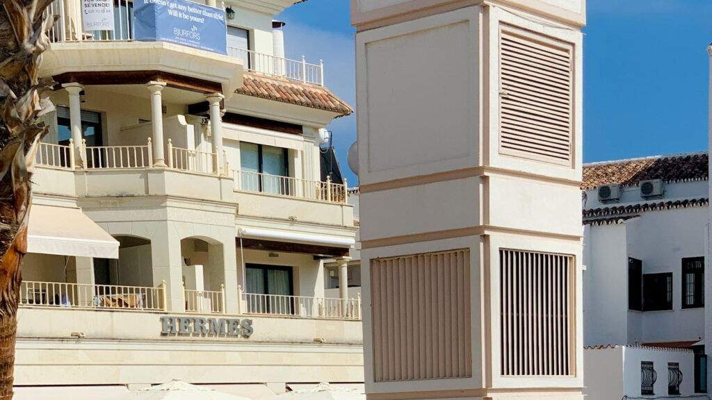 Ecos de Bienestar en Medellín: El Castillo, Hogar Geriátrico que Transforma la Jubilación