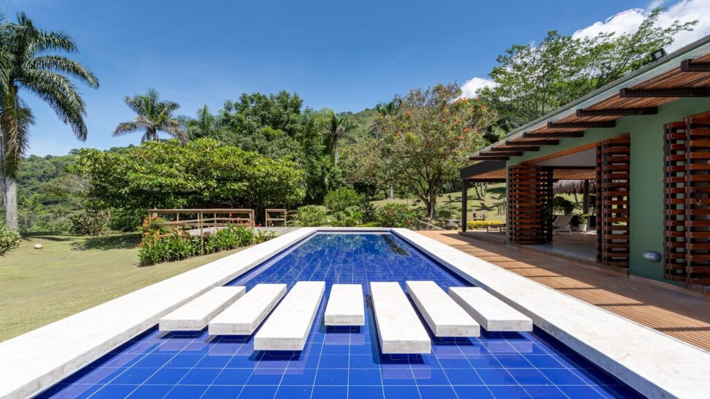Rincones de Serenidad en Medellín: Los Balsos Nº 2, Cuidado Geriátrico que Inspira Tranquilidad