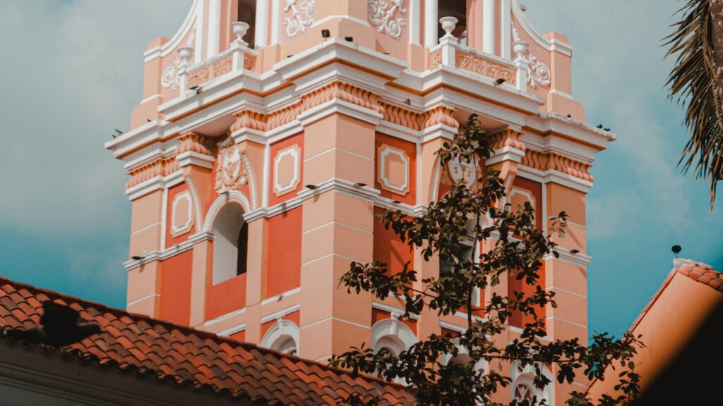 Alejandría en Medellín: Celebración Continua de la Riqueza de la Experiencia de Vida