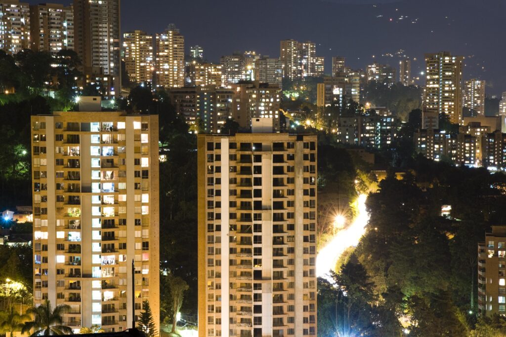 El Poblado Medellín: Cuidados Geriátricos que Añaden un Toque de Distinción a la Tercera Edad