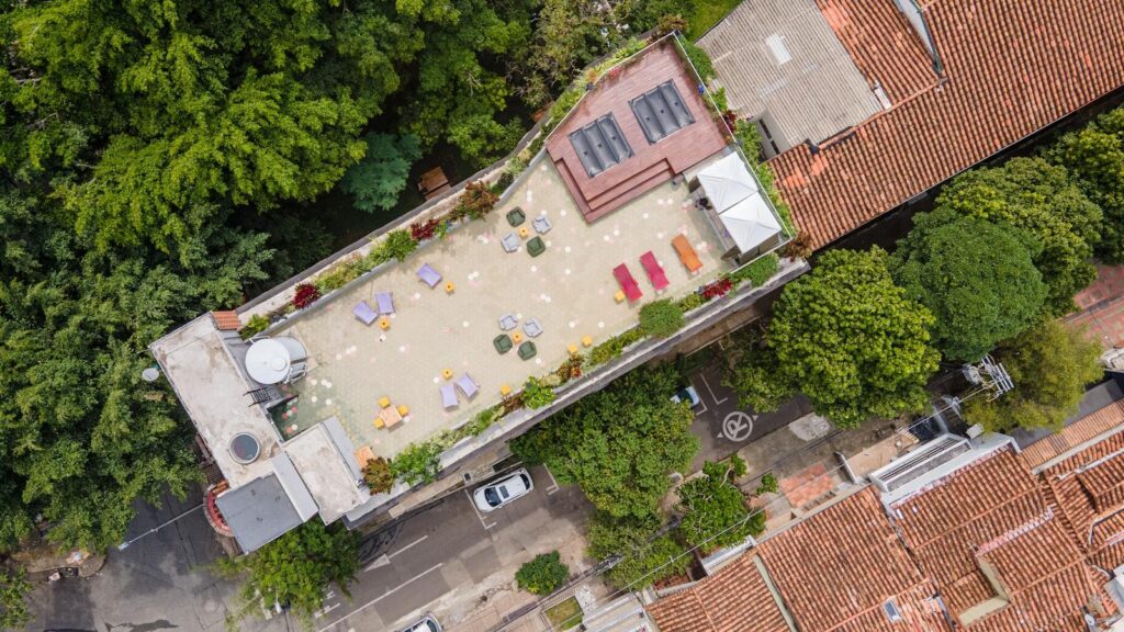 Radiante y Regulado: Hogares Geriátricos en Medellín que Transforman tu Presión Arterial