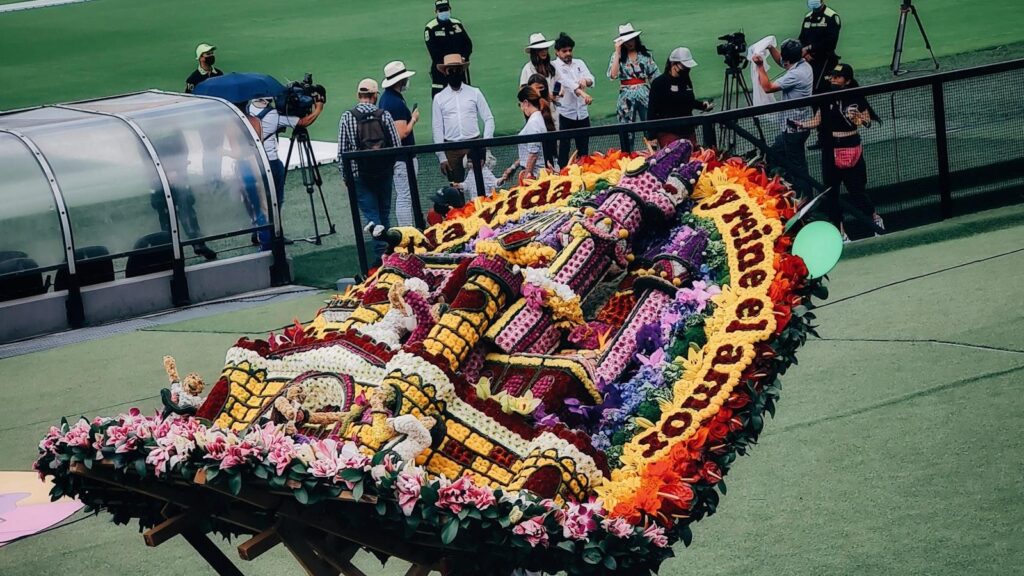 El Arte de Vivir en Medellín: Hogares Geriátricos que Cautivan con el Control de la Presión Arterial