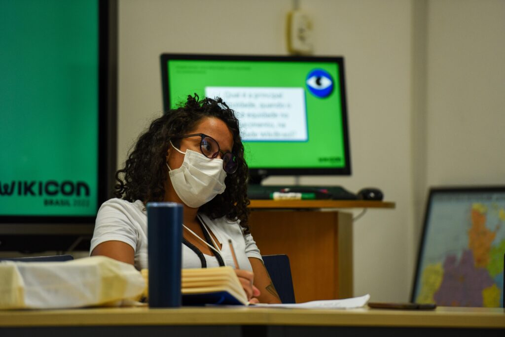 Cómo implementar un plan de manejo del azúcar en sangre personalizado en hogares para mayores.