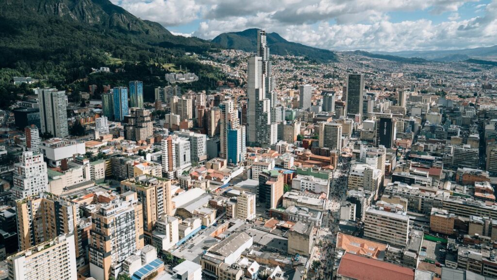 Actividades recreativas innovadoras en residencias para adultos mayores de Medellín.