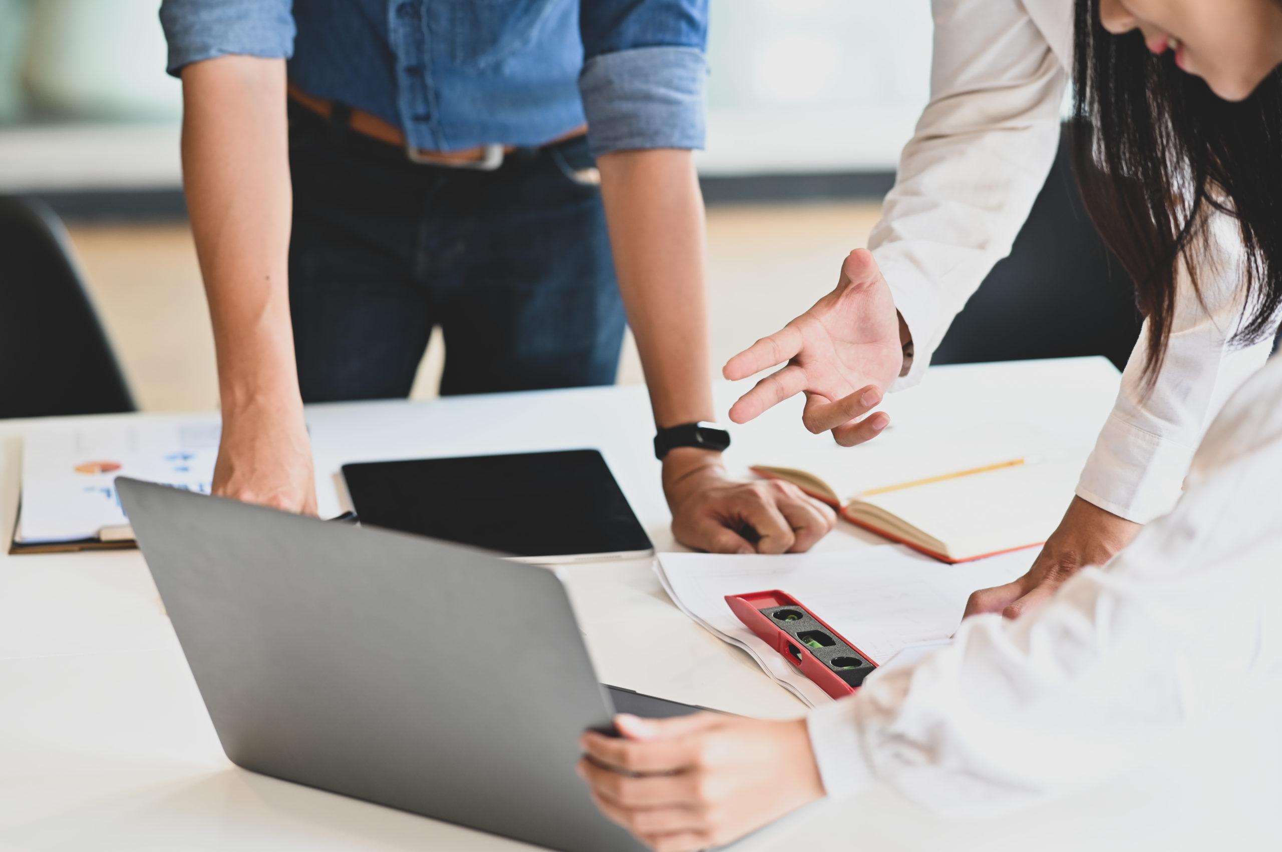 Recomendaciones para cuidadores y familiares de adultos mayores con ansiedad