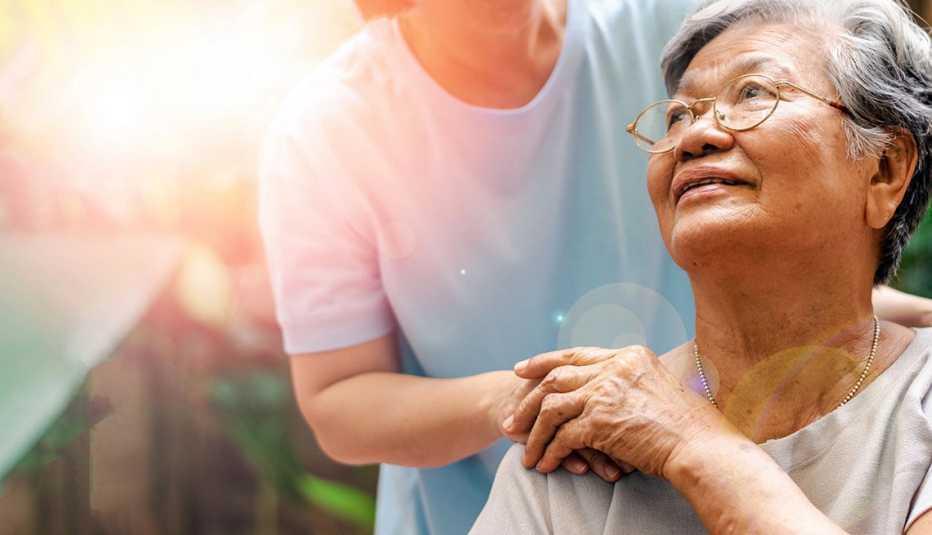 Errores comunes al tratar la depresión en adultos mayores y cómo evitarlos