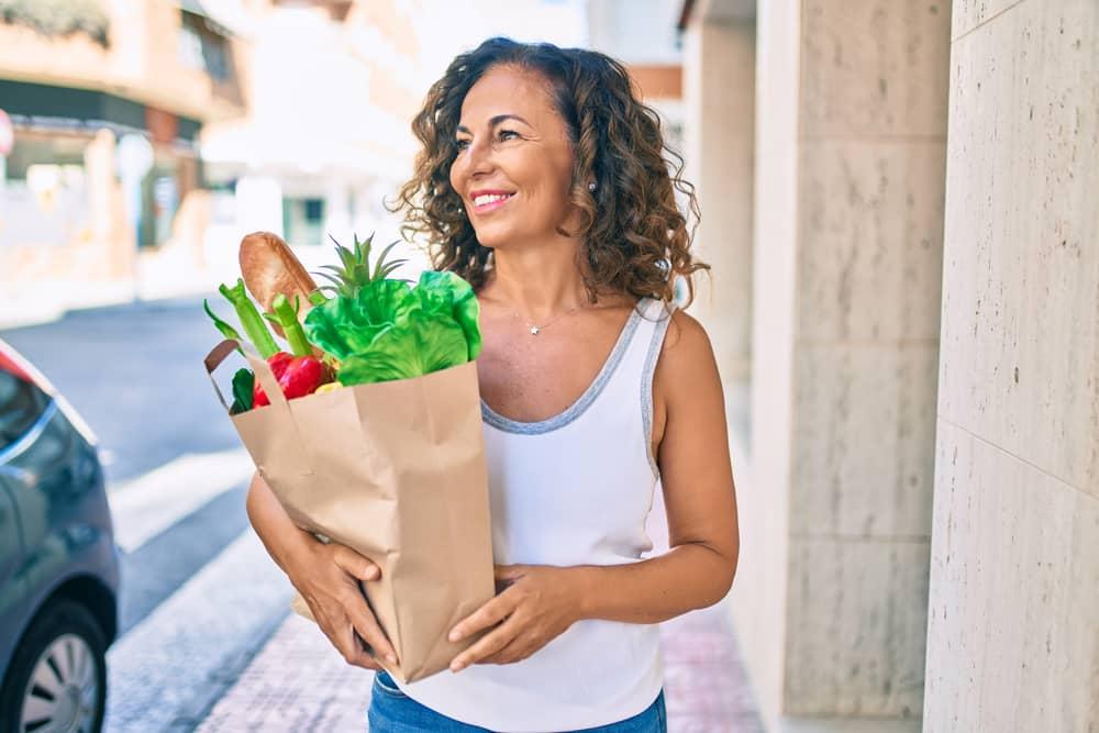 La importancia de mantener un peso saludable en la tercera edad