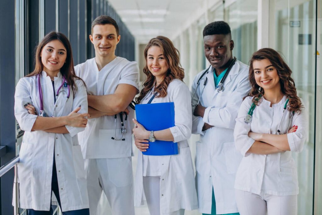 Los médicos recomiendan estos alimentos para mejorar la salud cognitiva en la tercera edad