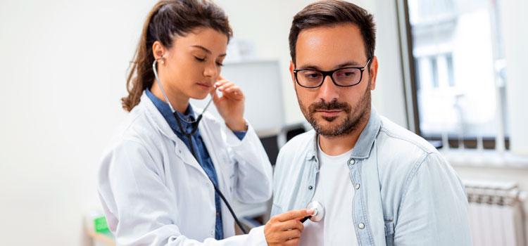 La importancia de las revisiones médicas periódicas en el envejecimiento