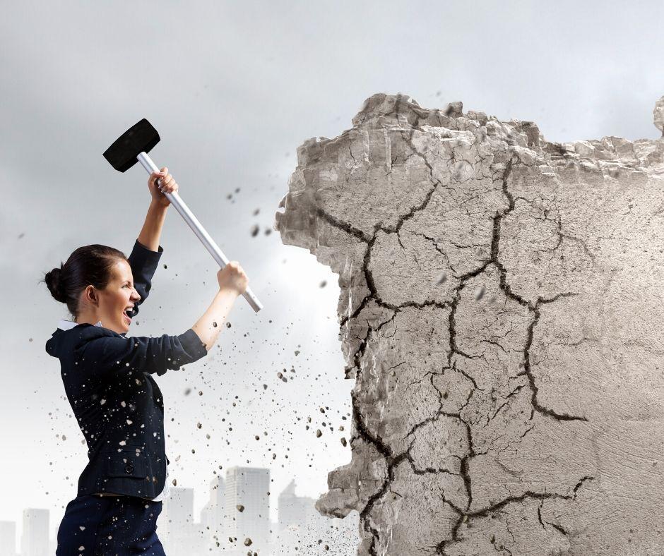 Desafíos de adaptación en el contexto residencial: manteniendo la unión en la vejez