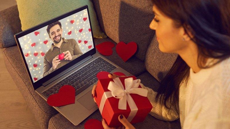 Cómo mantener una conexión emocional a través de la distancia