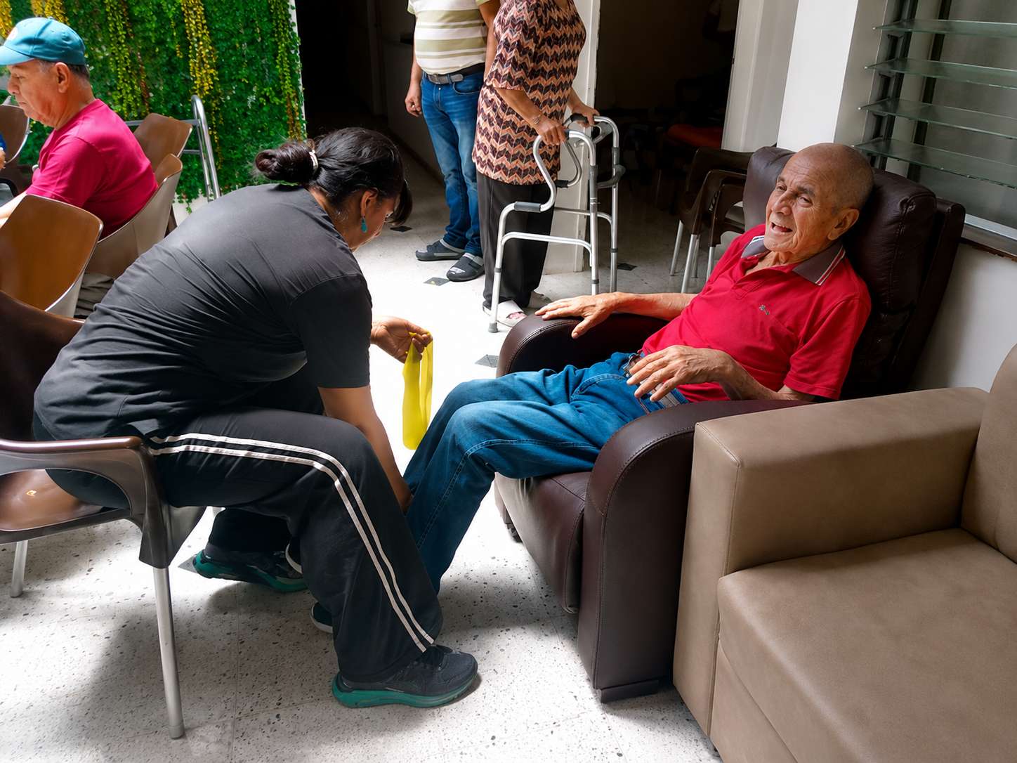 Cuidado media jornada para adultos mayores